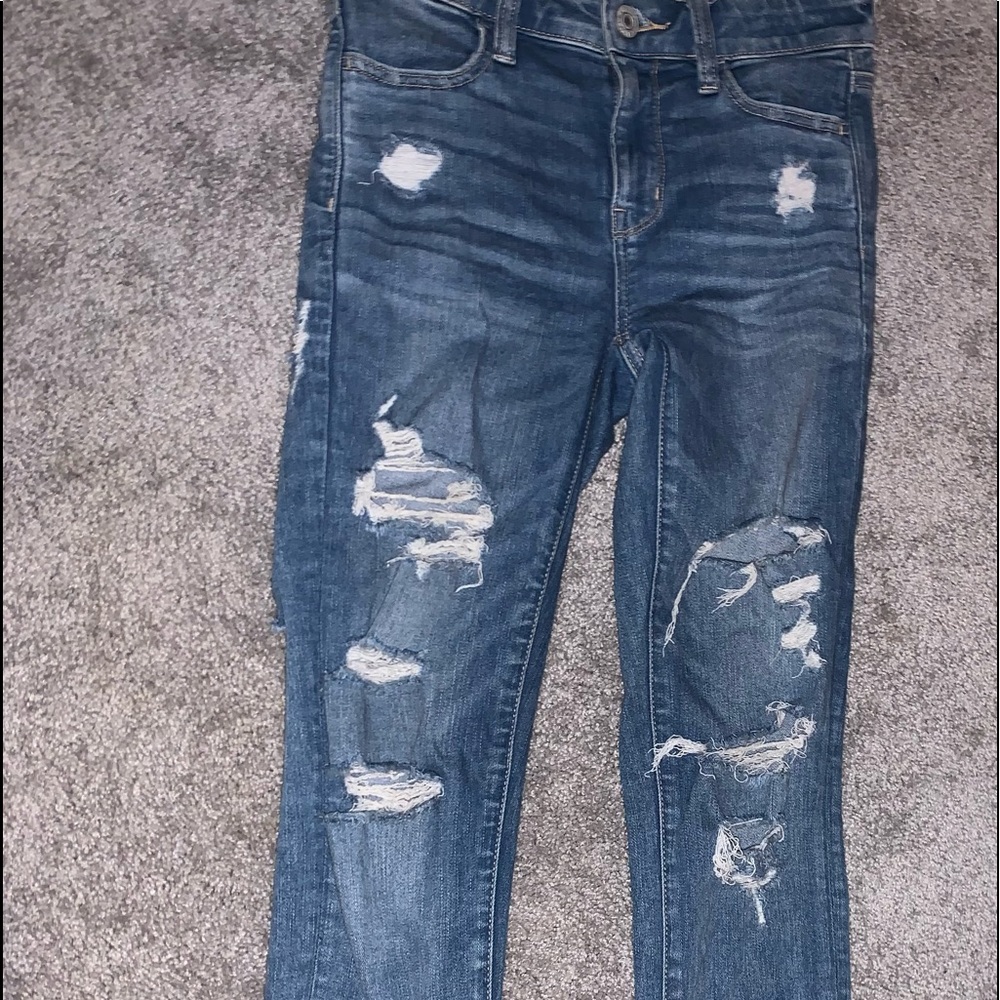 American Eagle Distressed Denim Jeans